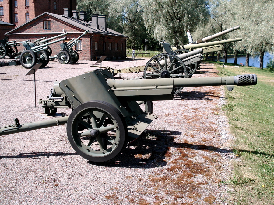 photo of 7.5cm Pak 97/38 L/36.3 from https://commons.wikimedia.org/wiki/User:Balcer~commonswiki" title="%3